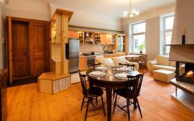 Riga City Family Apartment